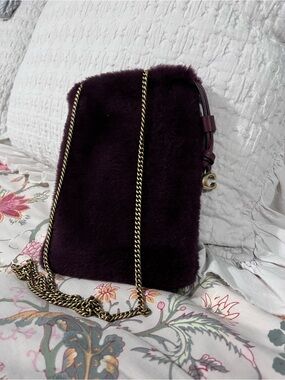 Coach Sangria Drawstring Pouch in Shearling